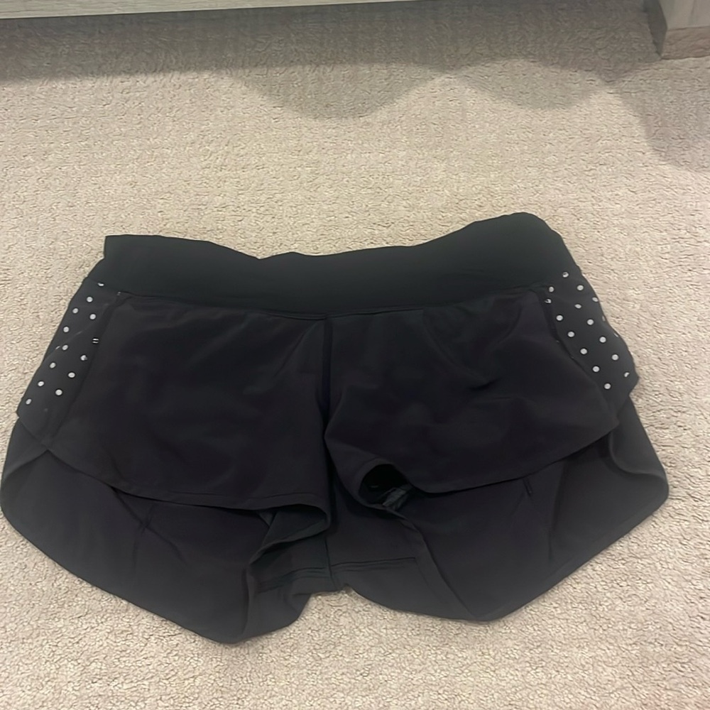 black lululemon speed up shorts